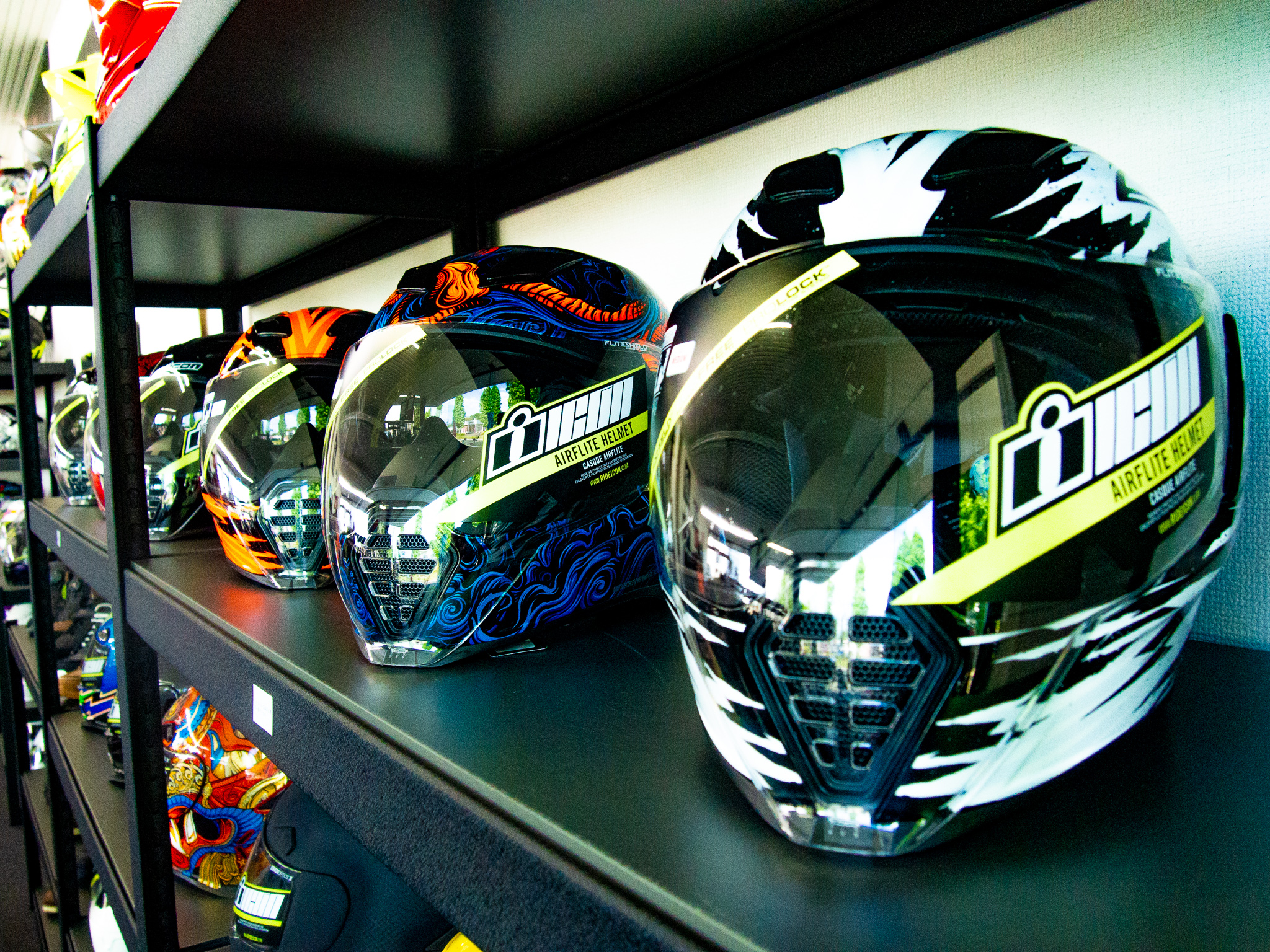 AFG MOTOSPORTS TSUKUBA 店内